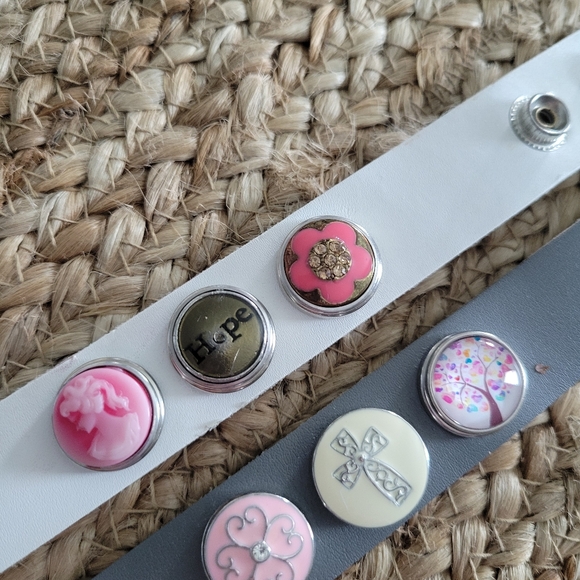 Bundle 2 Leather Snap Bracelets with Pretty Decorative Snap Buttons - Picture 2 of 8